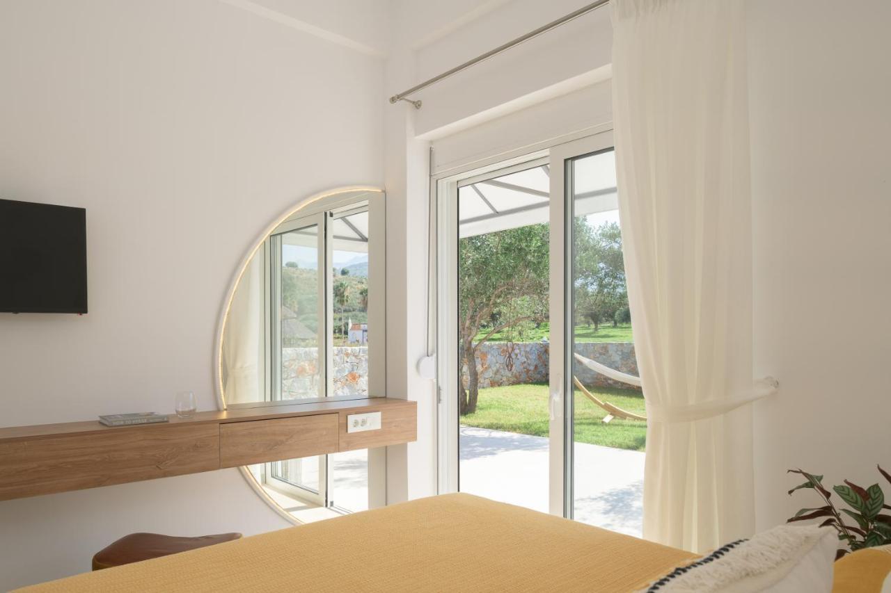 Pelagias Villa Lefka With Heated Pool Mathés Extérieur photo